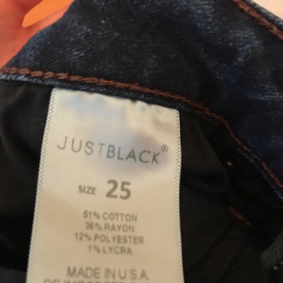 ripped medium wash jeans - Picture 6 of 7